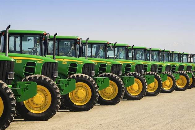 John Deere introduces tractor steering improvements - Brownfield Ag News