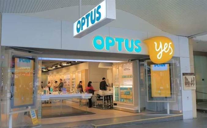 Singtel says not considering divesting Optus units