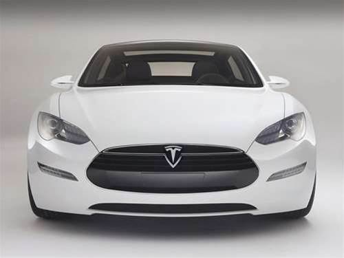 Tesla, ABD yollarındaki otopilotla donatılmış neredeyse tüm araçları geri çağırıyor