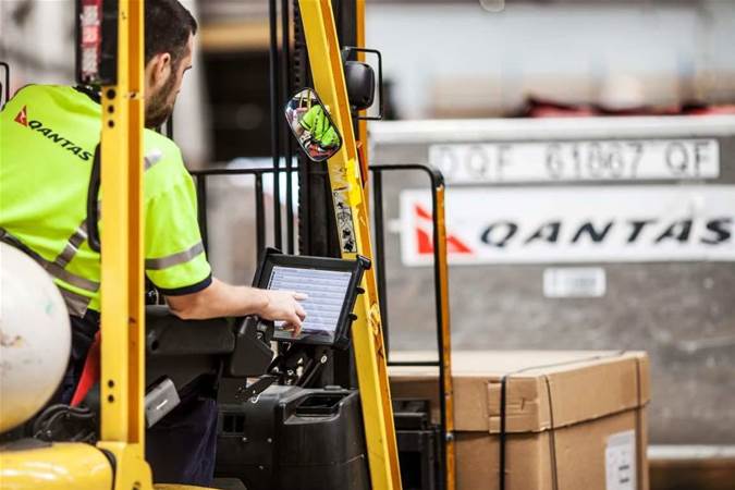 Qantas Freight fumbles IT rollout, stranding cargo shipments - FreightWaves