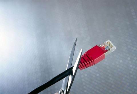 Telstra fibre cable cut by 'vandals'