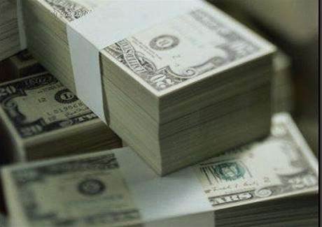 Microsoft boosts bug bounties to $135k with Windows 10