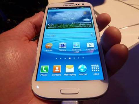 Smartphone smack-down: Samsung Galaxy S3 vs iPhone 4S