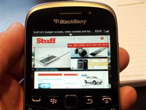 Hands on: BlackBerry Curve 9320
