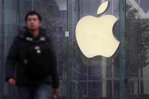 Einhorn takes Apple fight to shareholders