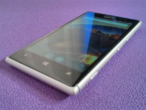 First look: Nokia Lumia 925