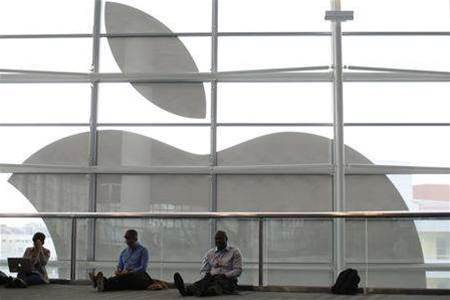 Apple abandons 'app store' lawsuit