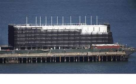 Google's mystery barge under investigation