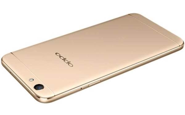 Oppo signs Woolworths as reseller