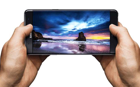 Samsung Note 7 replacement emits smoke on US plane: report