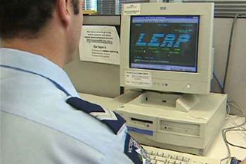 Victoria Police extends life of 25-yr-old LEAP database