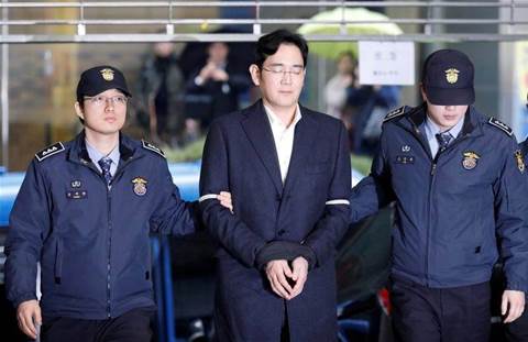 Samsung boss denies all charges as corruption trial begins