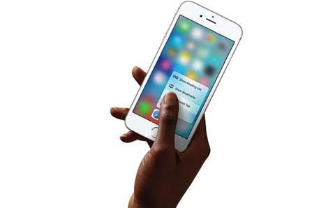 Apple battles FBI over iPhone "backdoor"