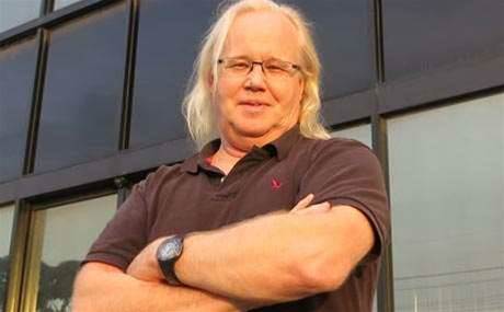Dicker unfazed about letting Apple go