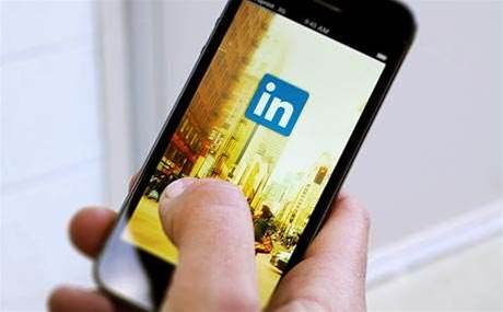 LinkedIn allegedly 'hacks' user emails