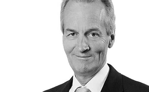 Bob Peebles leaves Dimension Data's Oakton to run Datacom software division