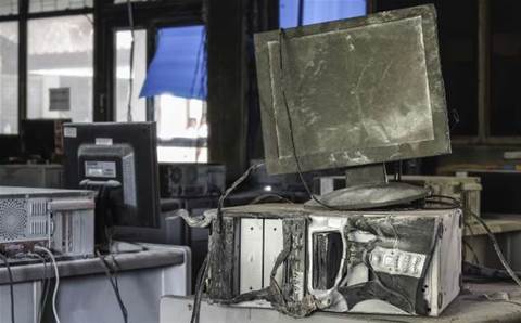 PC market shrunk at record pace in 2015