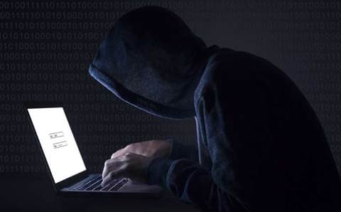 10-year-old boy wins $13,000 for hacking Instagram