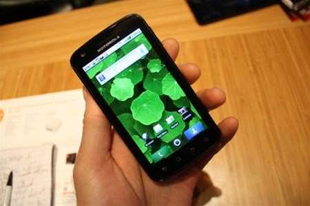 Can the Motorola Atrix 4G change the face of smartphones?