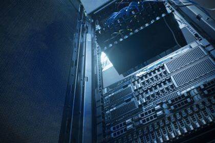 Global IT spending creeps up