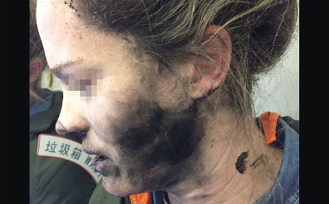 Woman's headphones explode on flight to Melbourne