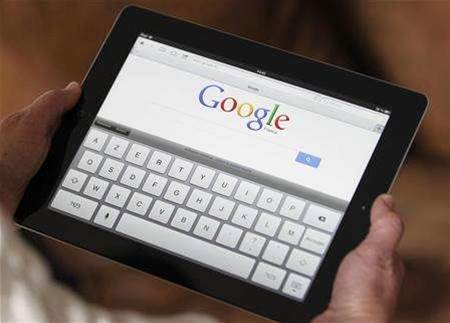 Google moves to shut Reader, users vent