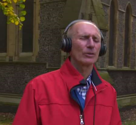 Microsoft uses headphones to aid navigation of blind