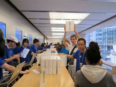 Apple iPad 2 goes on sale in Australia