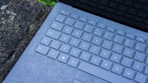 Review: Microsoft Surface Laptop