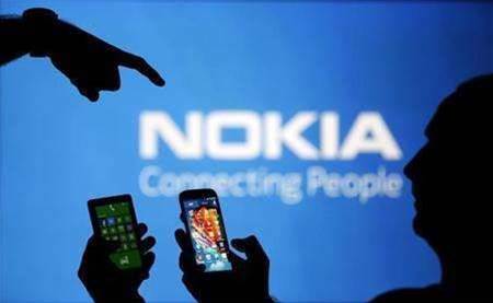 Nokia to launch large-screen smartphones next month -sources