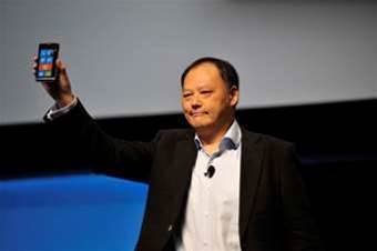 HTC CEO slams internal bureaucracy