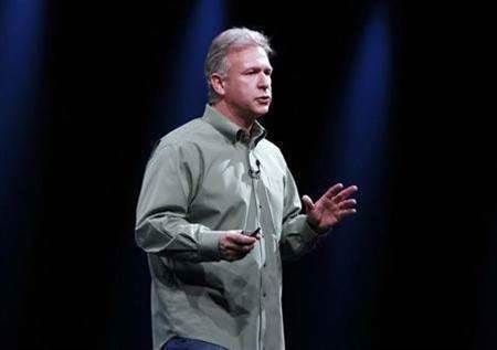 As Galaxy 4 nears, Apple blasts Samsung