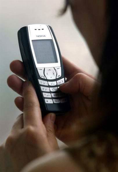 Hundreds of Aussies receive SMS death threats