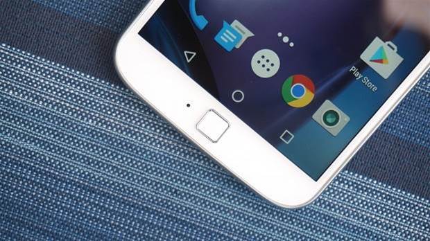 Moto G4 Plus reviewed: a high-end phone for under $400 - Hardware -  Business IT