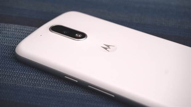 Moto G4 Plus reviewed: a high-end phone for under $400 - Hardware -  Business IT