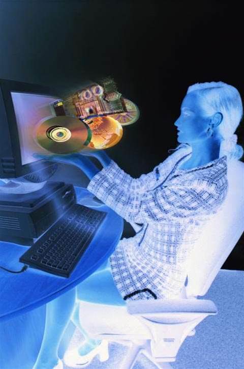 Global disk storage market faces 'transformation'