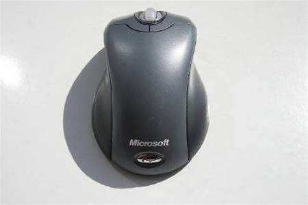 Microsoft unveils new keyboards, high-end mice