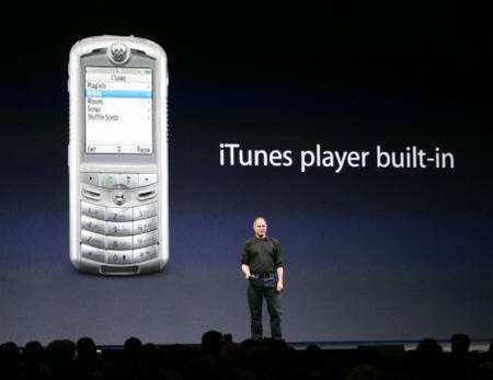 Apple unveils iPod-mobile phone, even smaller iPod