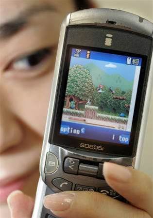 Games on mobile phones becoming serious business