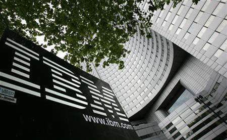 IBM net dips, but results beat forecasts