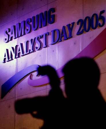 Samsung to bolster ties with partners to rival iPod