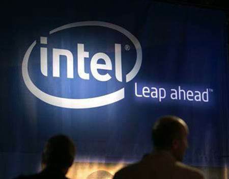 Intel to ship new desktop, laptop chips in August
