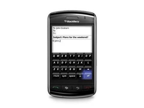 RIM warns of BlackBerry server risk from PDFs