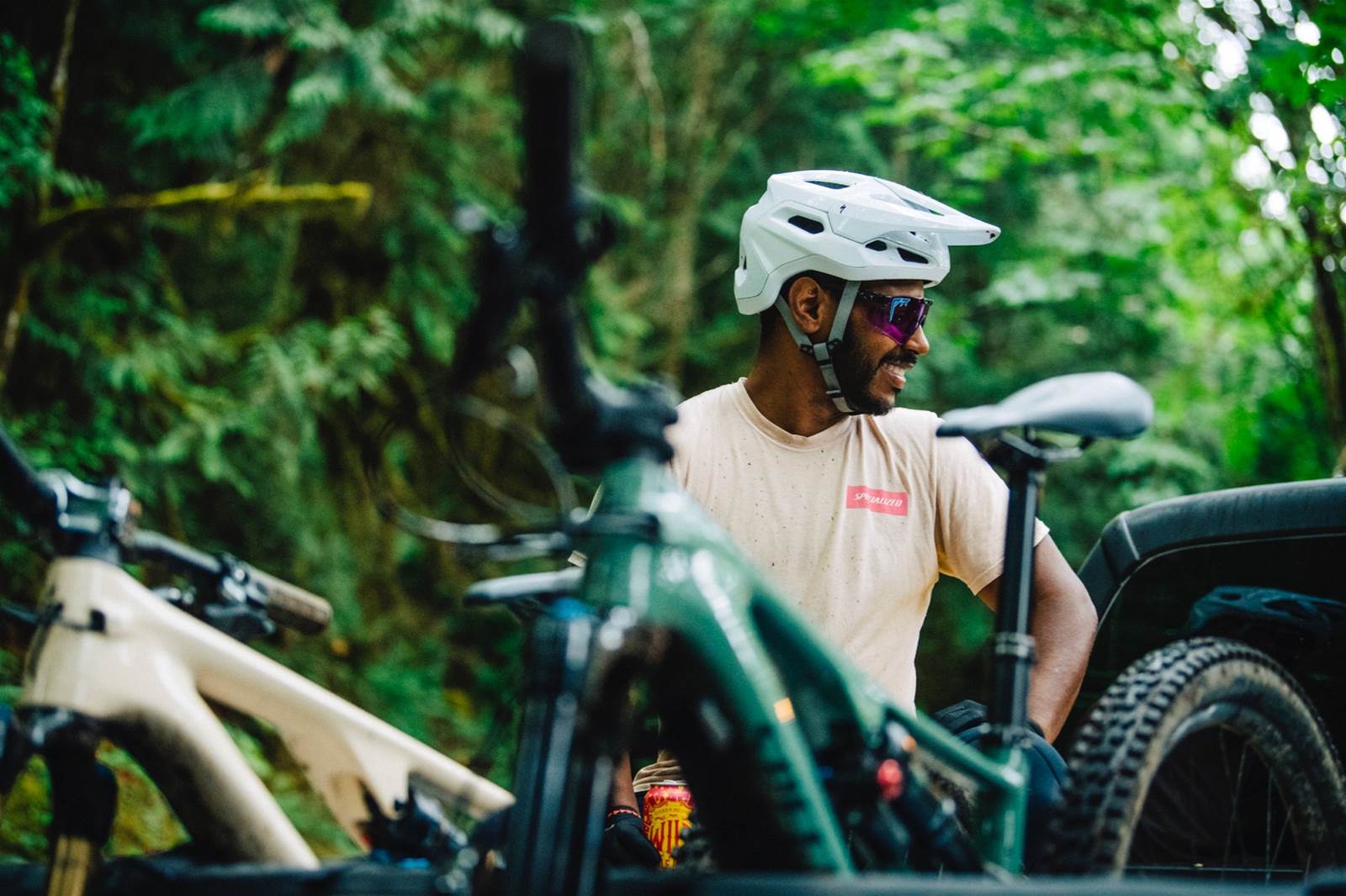 WIN 1 of 5 Specialized Ultimate Trail Packs worth 700 each