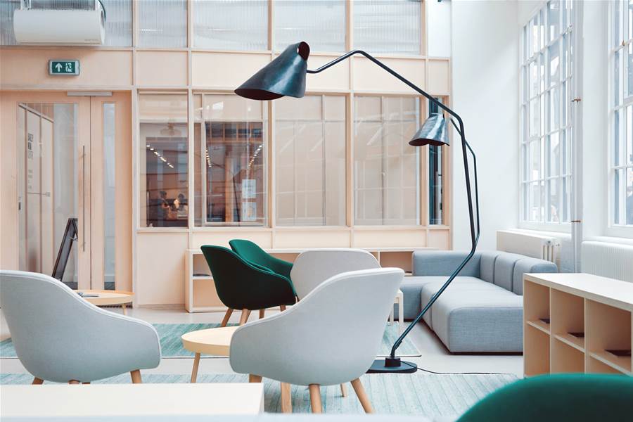 The role of hybrid workplaces in a COVID-normal world