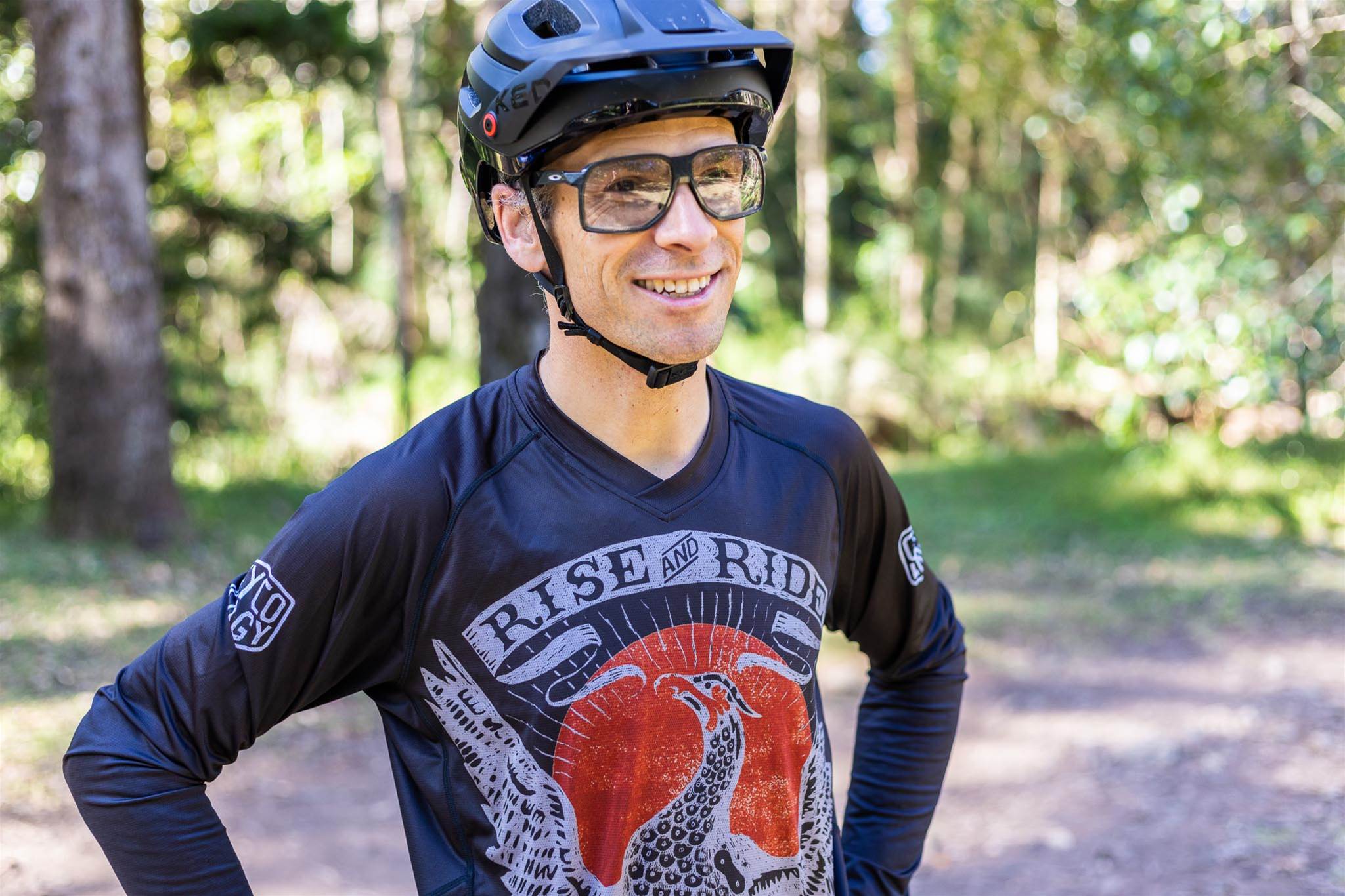 Do I need to wear a MTB Jersey? – Cycology Clothing AUS