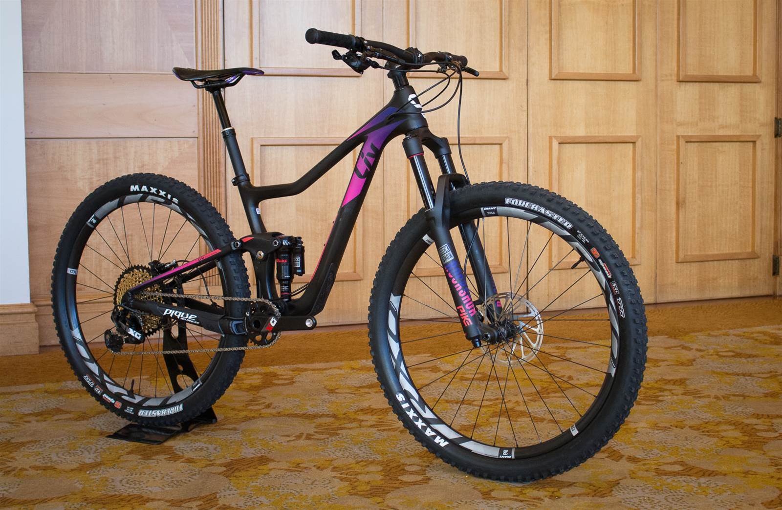 Bike Review 2020 Giant LIV Pique 29: Pique Your Performance Full Sus ...