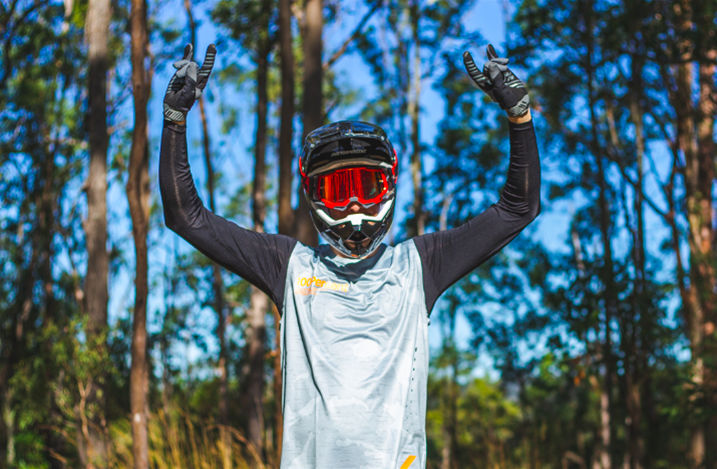 100 2025 aircraft goggles