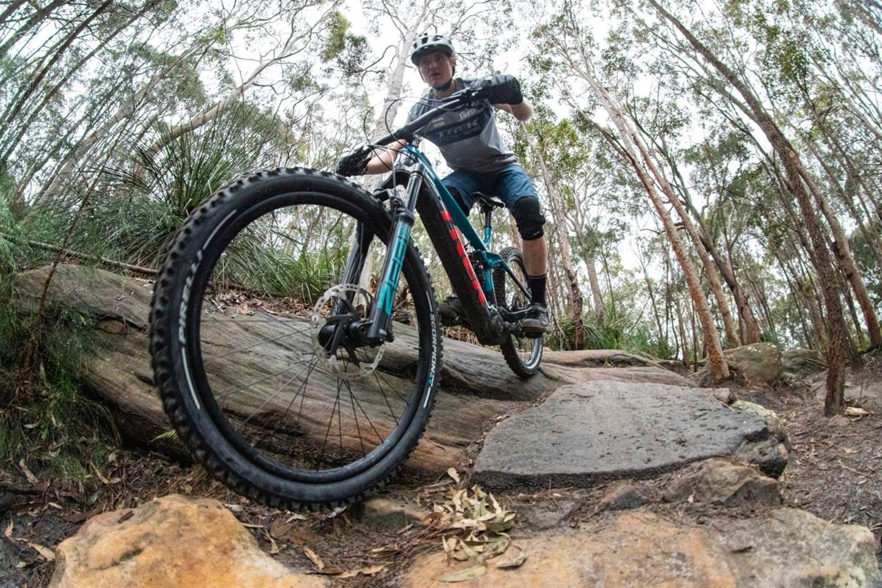 pirelli emtb