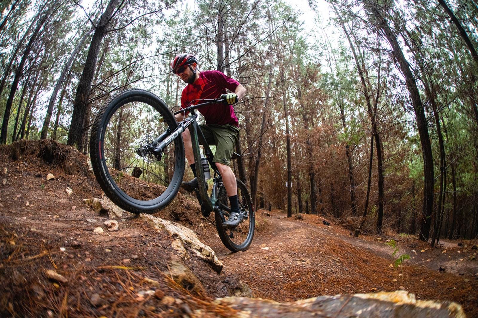 Specialized Epic vs Specialized Epic EVO Australian Mountain Bike